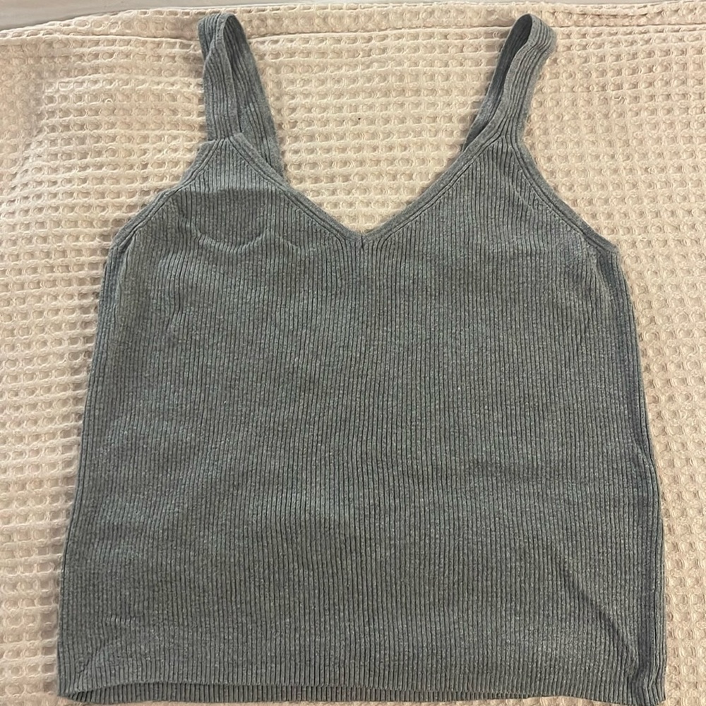 Banana republic gray ribbed neck tank top